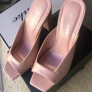 Fashion nova heels